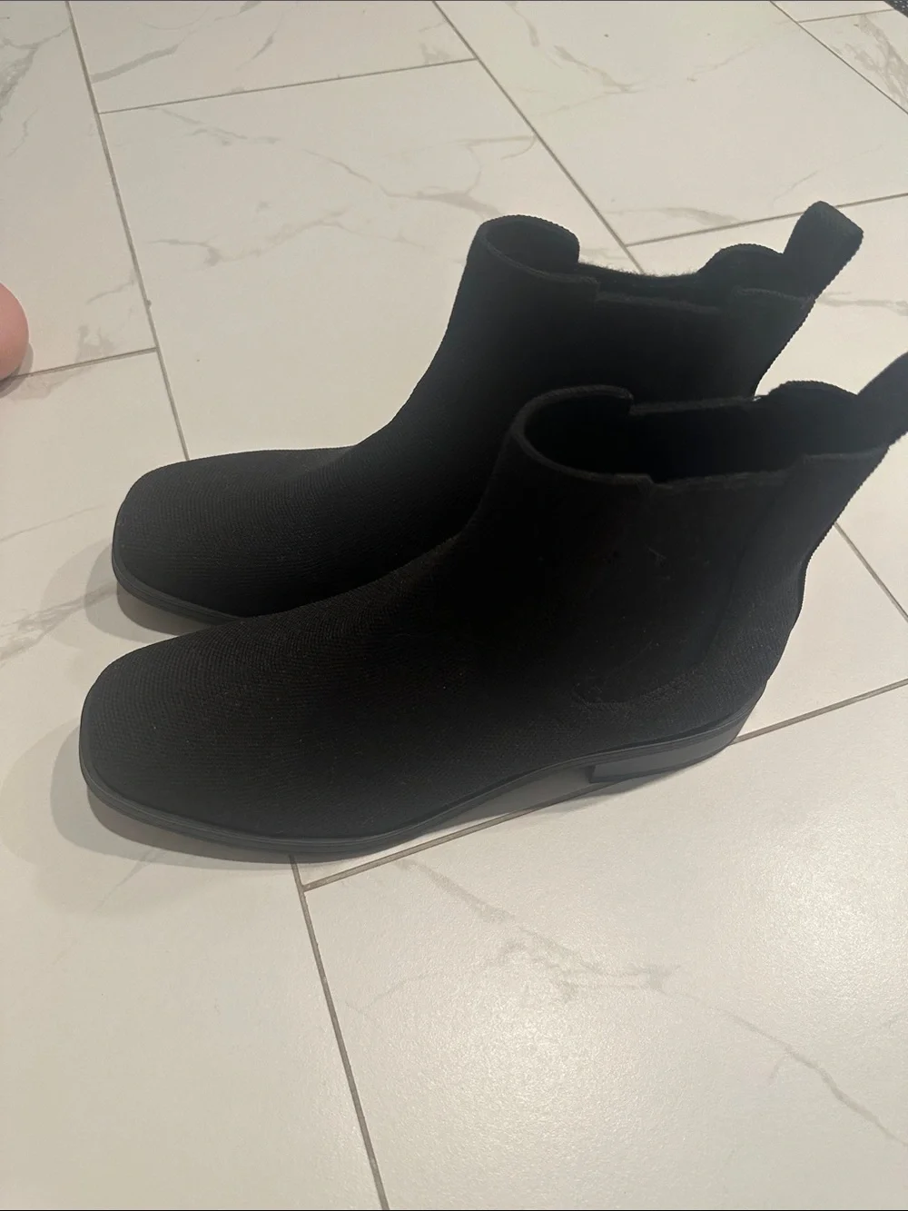 Vivaia Square-Toe Ankle Chelsea Boots (Clara) Size 40 US 9